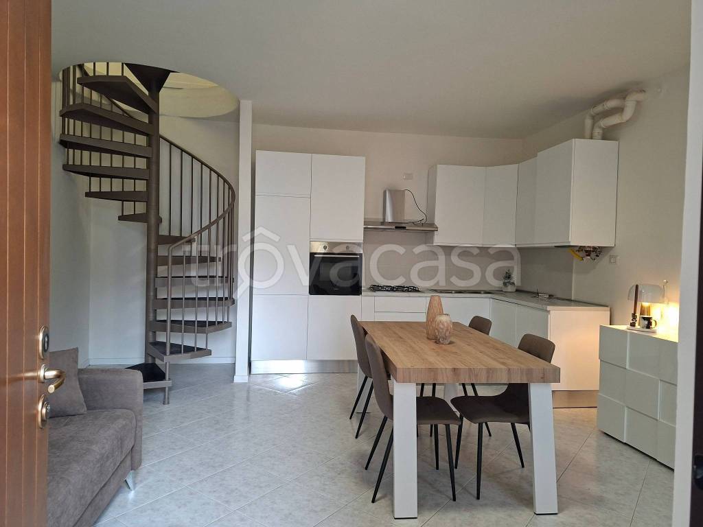 immagine annuncio 2 di 12