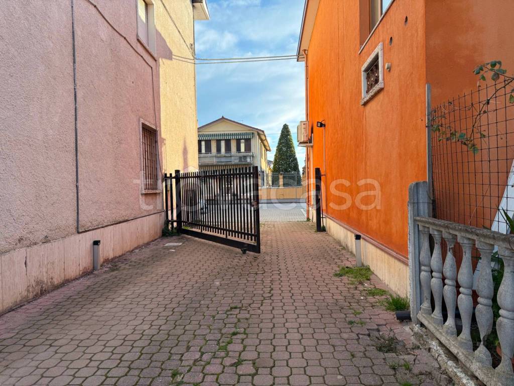 immagine annuncio 1 di 9