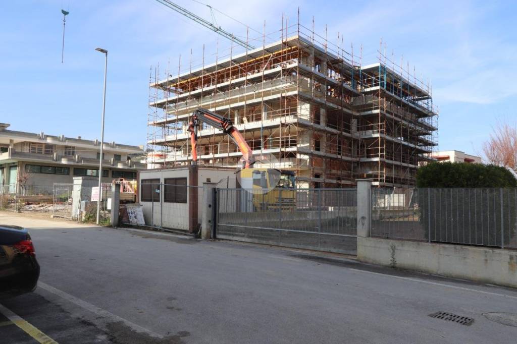 immagine annuncio 2 di 14