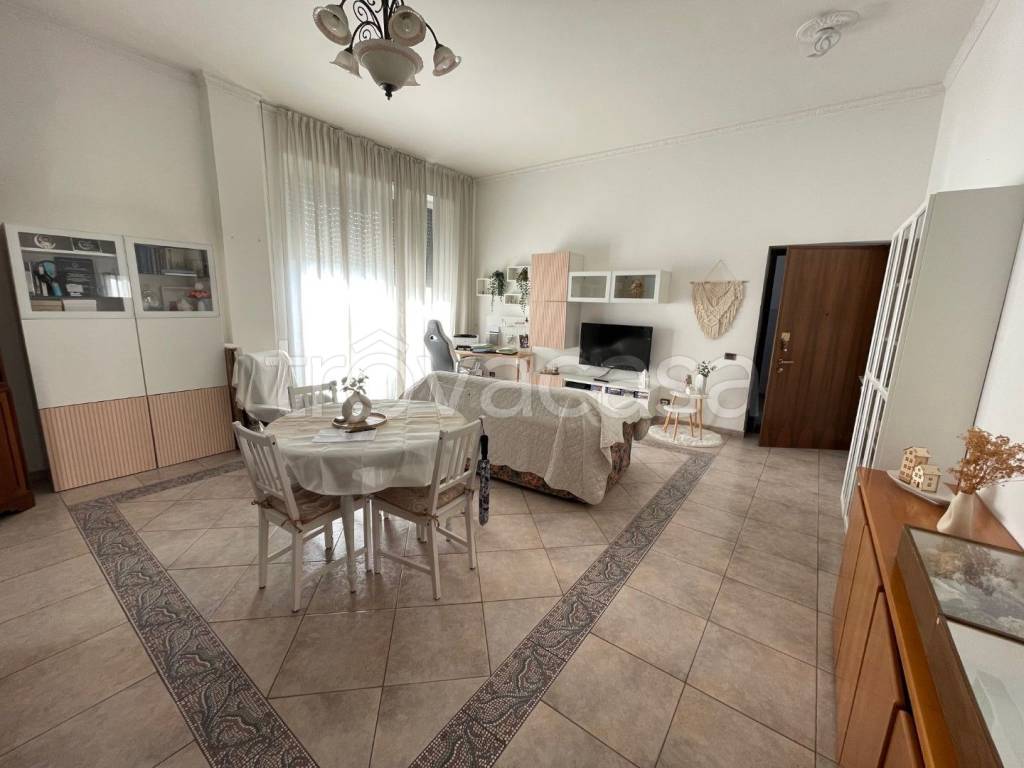 immagine annuncio 3 di 8