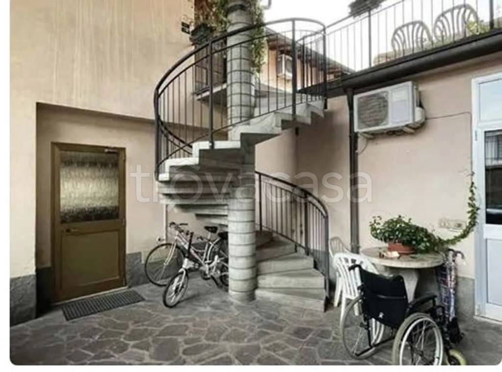 immagine annuncio 1 di 4