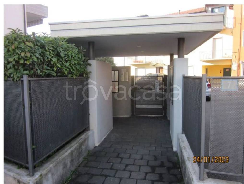 immagine annuncio 1 di 12