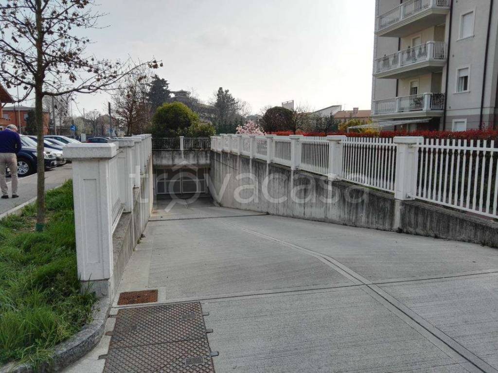 immagine annuncio 2 di 4