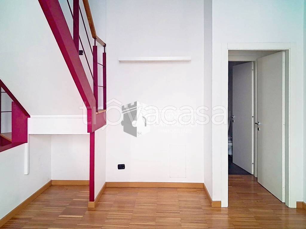 immagine annuncio 1 di 9