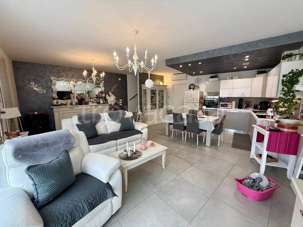 immagine annuncio 2 di 11