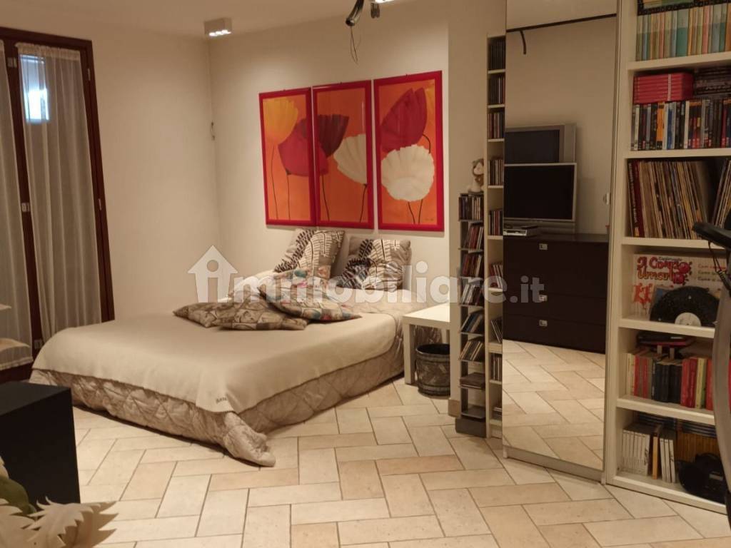 immagine annuncio 3 di 8