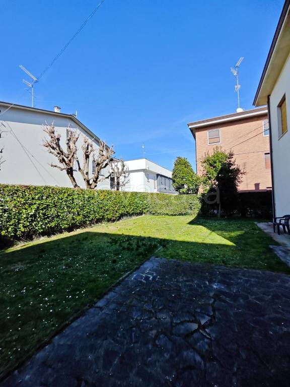 immagine annuncio 4 di 8