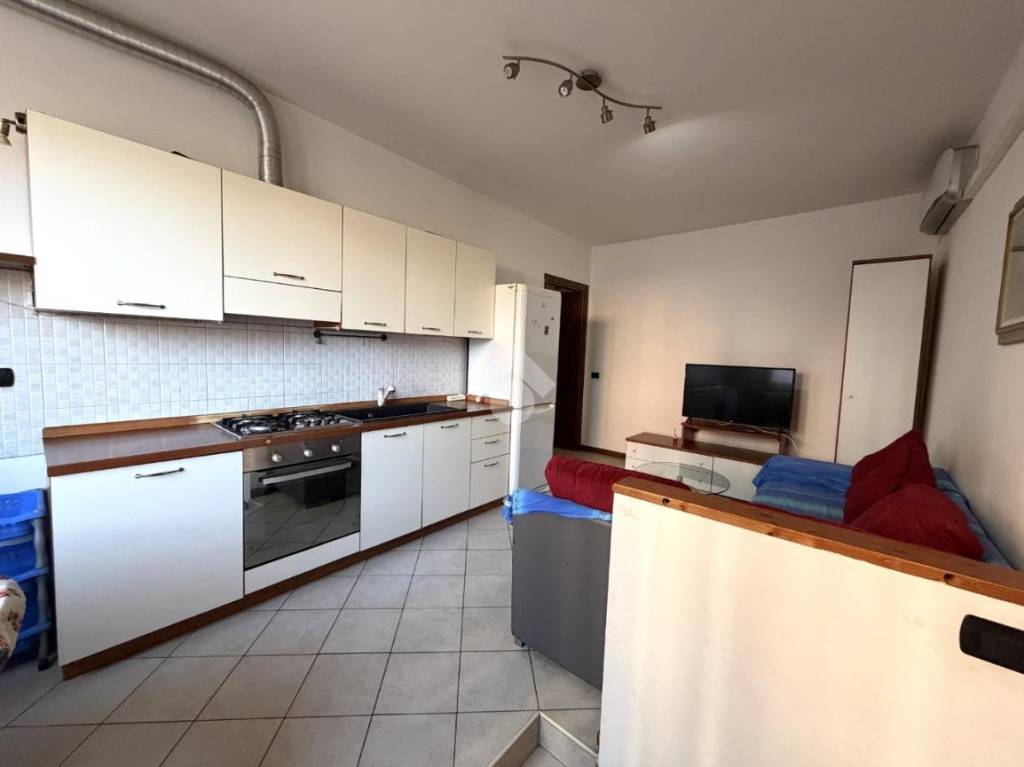 immagine annuncio 2 di 12