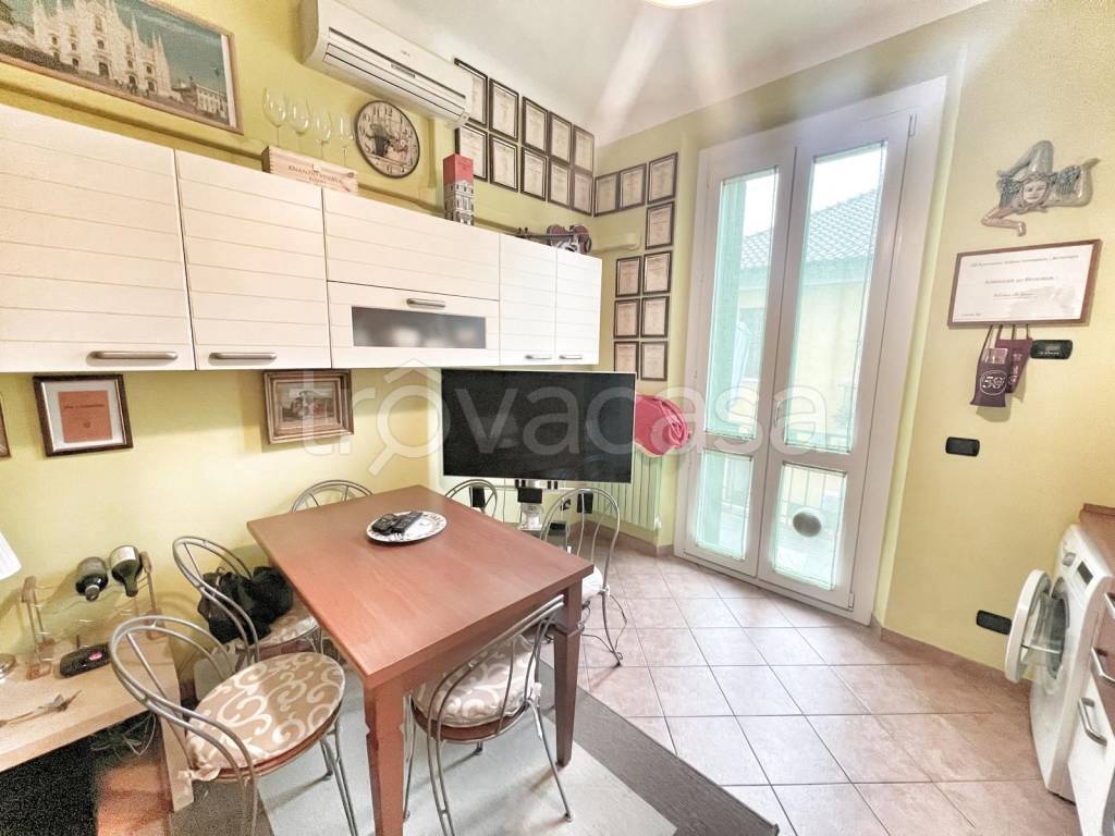 immagine annuncio 2 di 12