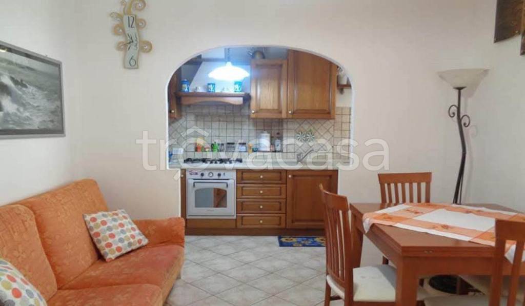 appartamento in vendita a Rio in zona Rio nell'Elba