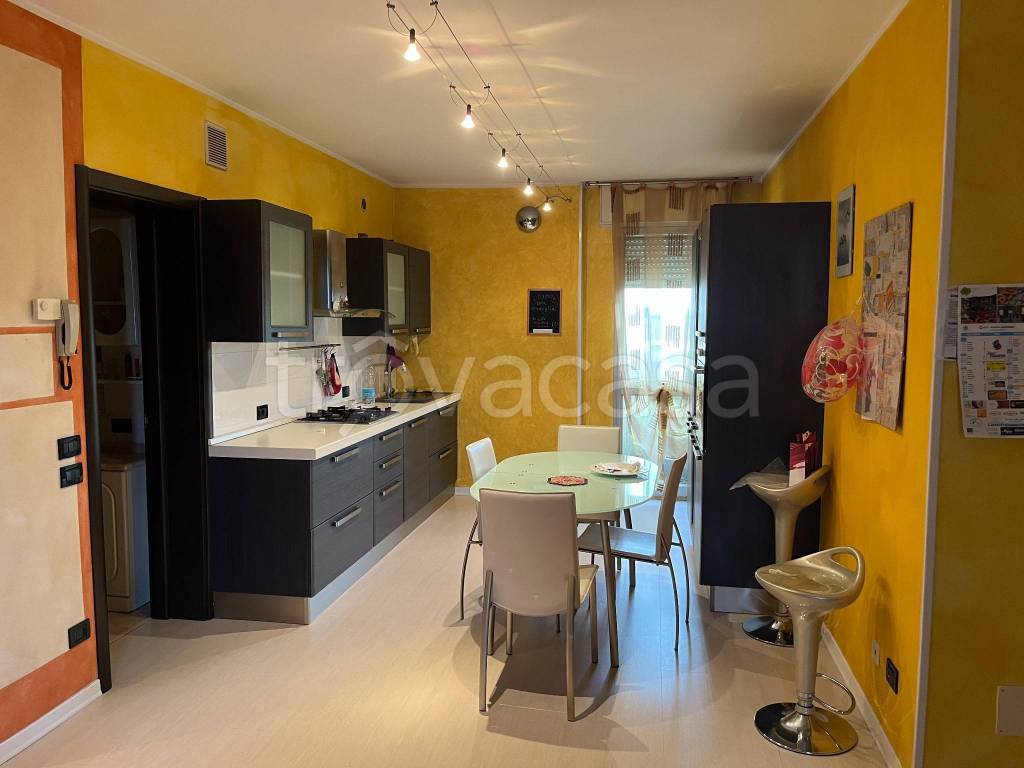 immagine annuncio 1 di 9