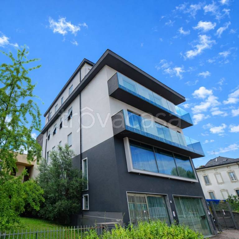 immagine annuncio 1 di 8