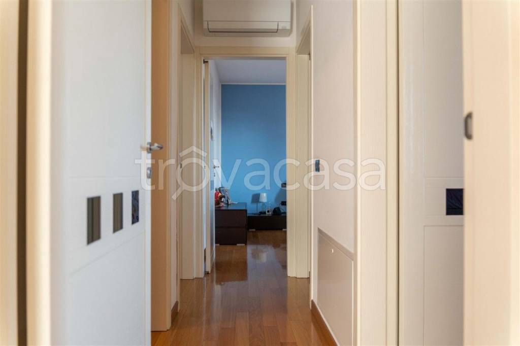 immagine annuncio 4 di 8