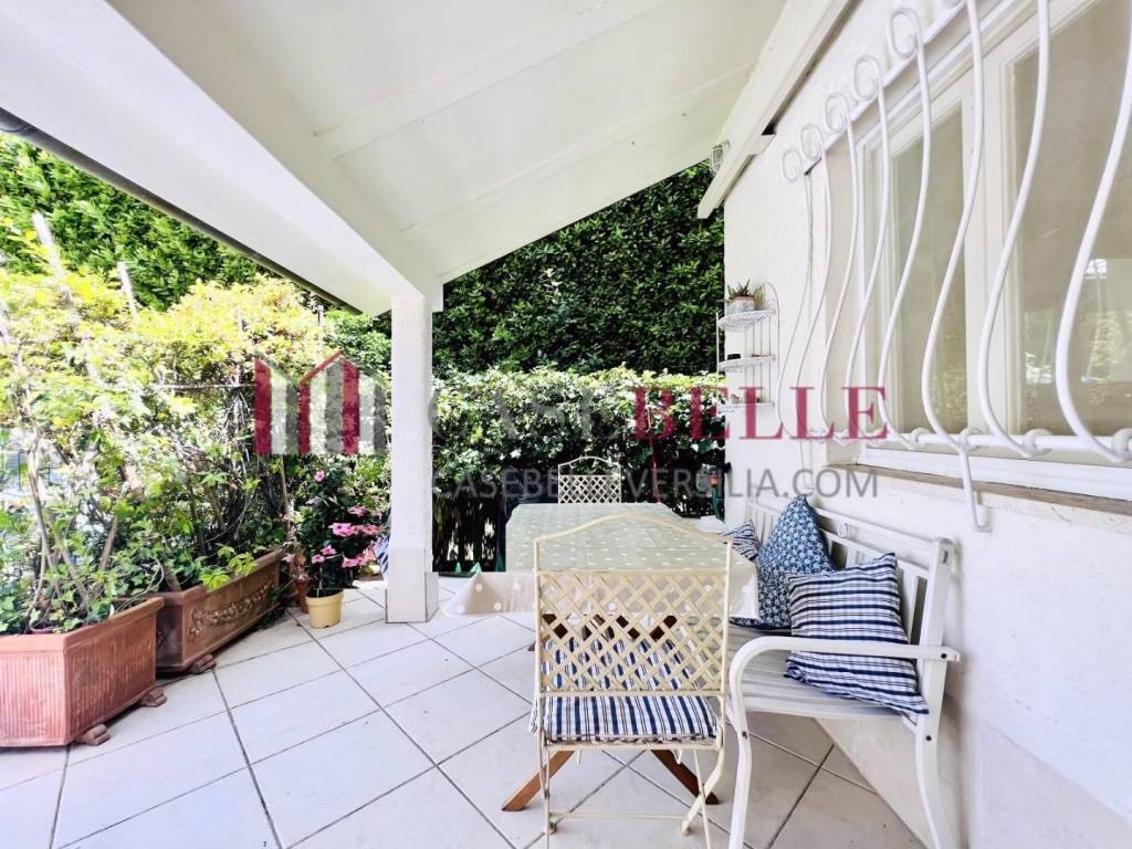 casa indipendente in affitto a Forte dei Marmi in zona Vaiana