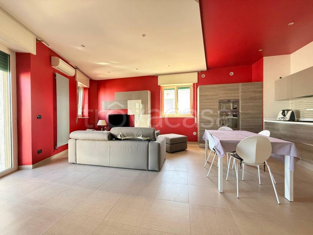 immagine annuncio 1 di 12