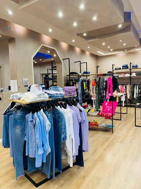 immagine annuncio 1 di 12