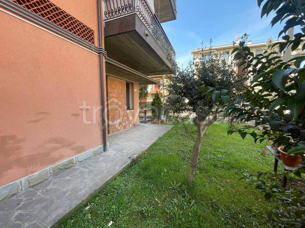 immagine annuncio 1 di 12