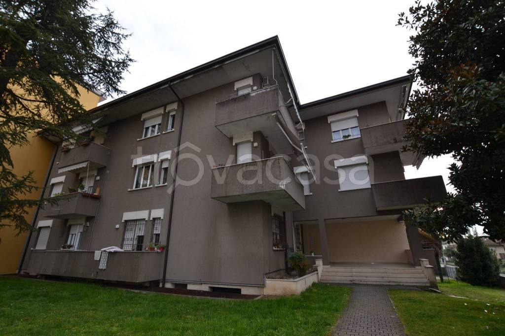 immagine annuncio 11 di 12