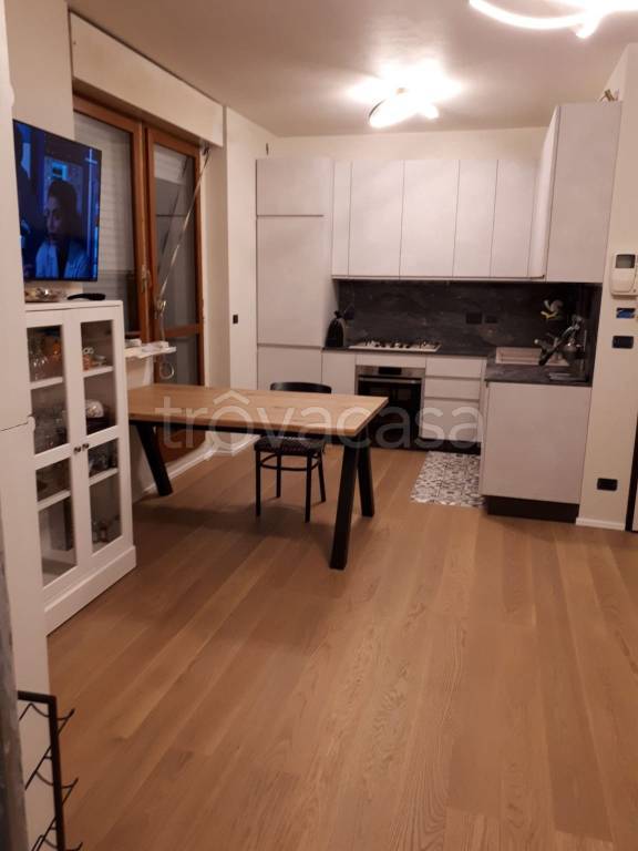 immagine annuncio 2 di 8