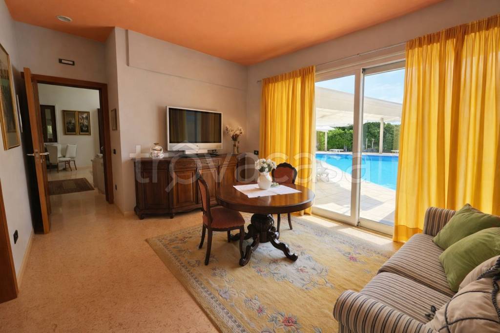 immagine annuncio 2 di 12