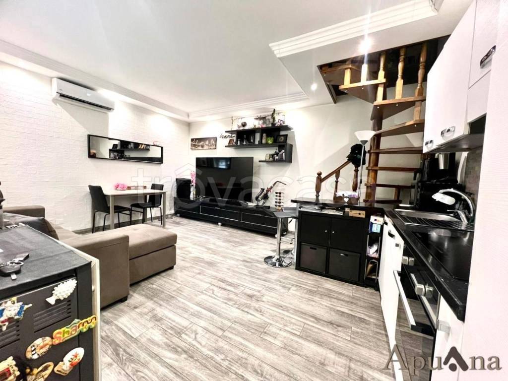 immagine annuncio 1 di 12