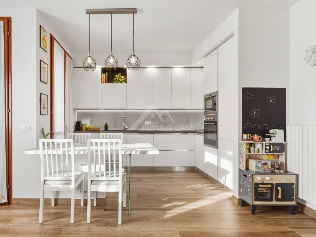 immagine annuncio 1 di 14