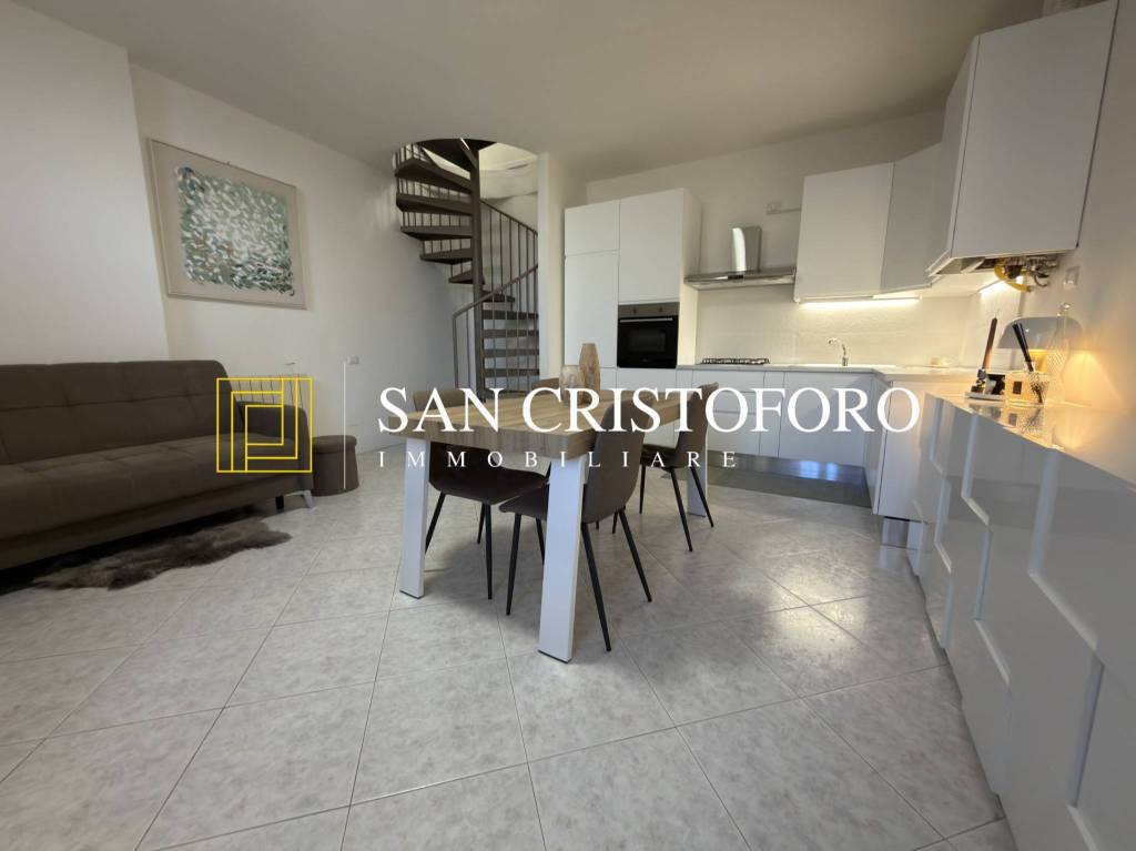 immagine annuncio 1 di 14