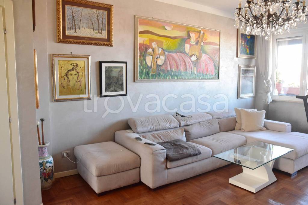 immagine annuncio 1 di 12