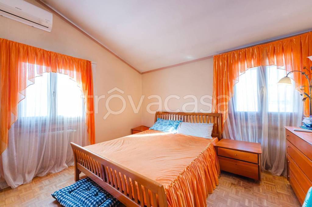 immagine annuncio 2 di 12