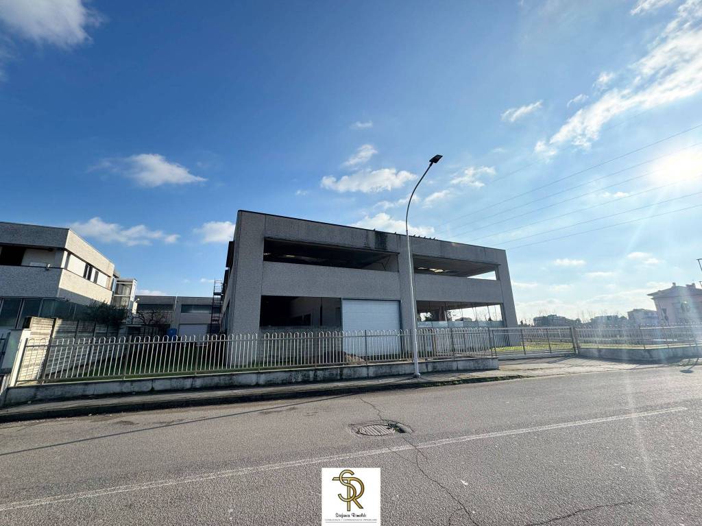 immagine annuncio 1 di 4