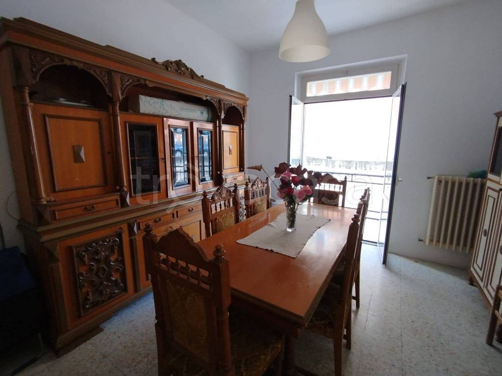 immagine annuncio 1 di 8