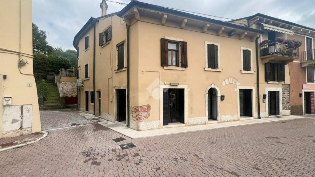 immagine annuncio 12 di 13