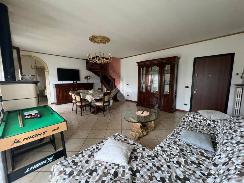 immagine annuncio 1 di 14