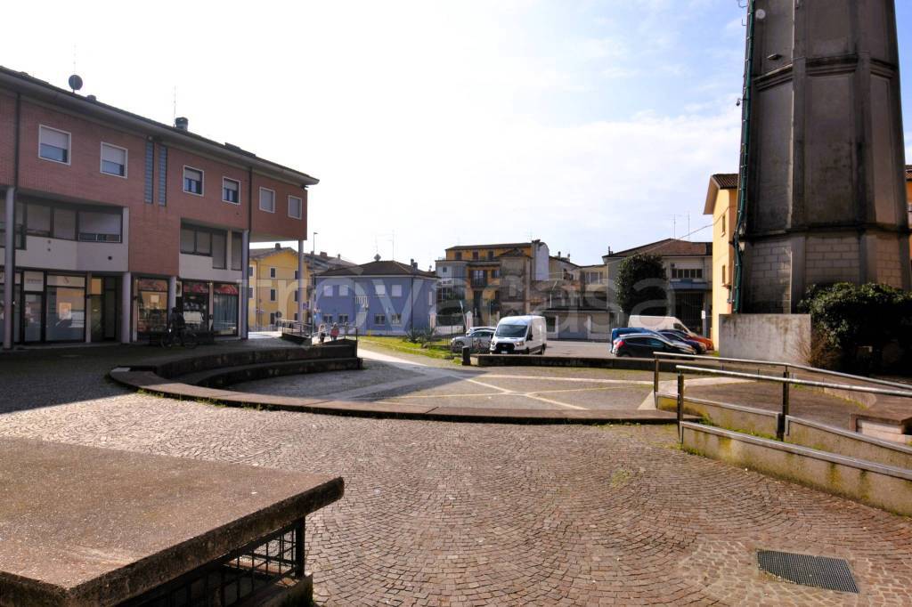 immagine annuncio 2 di 12