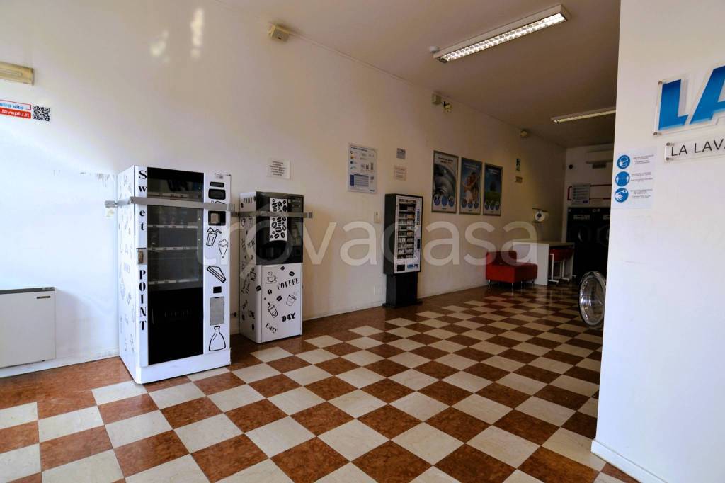 immagine annuncio 11 di 12