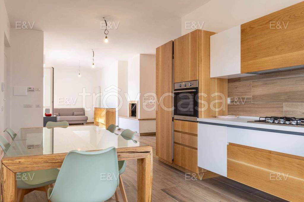 immagine annuncio 1 di 8