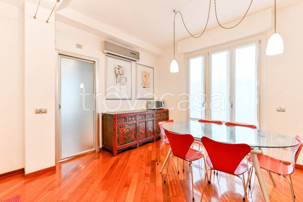 immagine annuncio 1 di 8