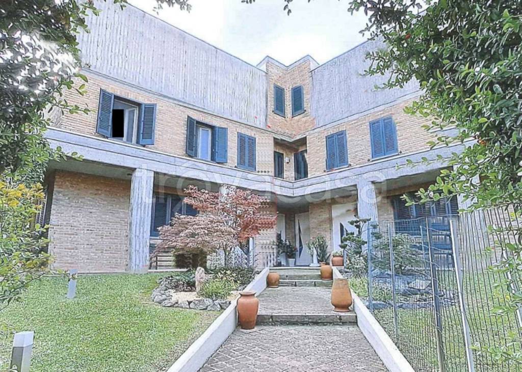 immagine annuncio 1 di 13