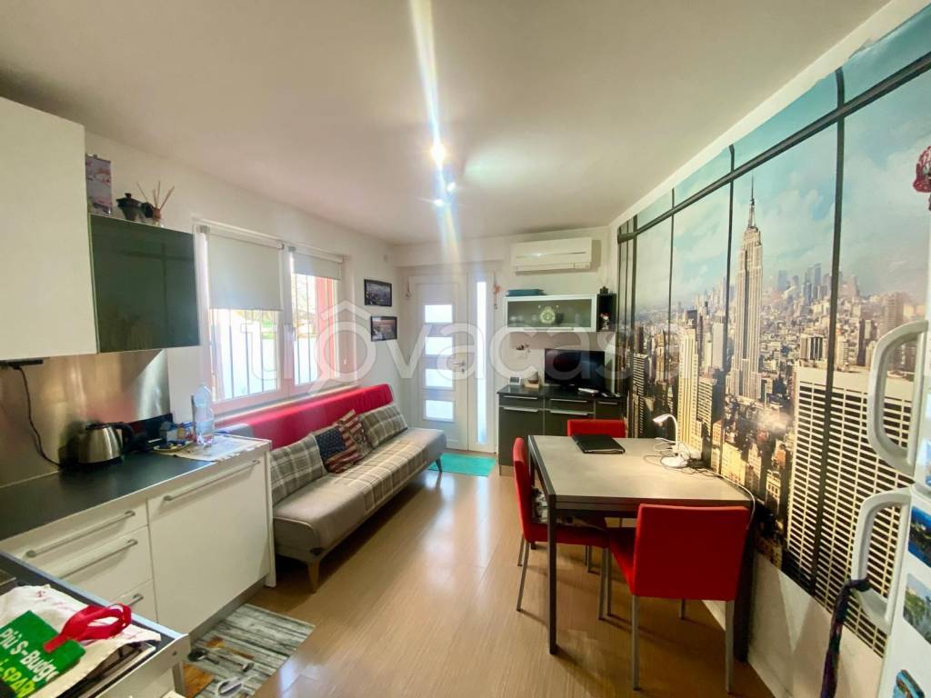 immagine annuncio 2 di 13