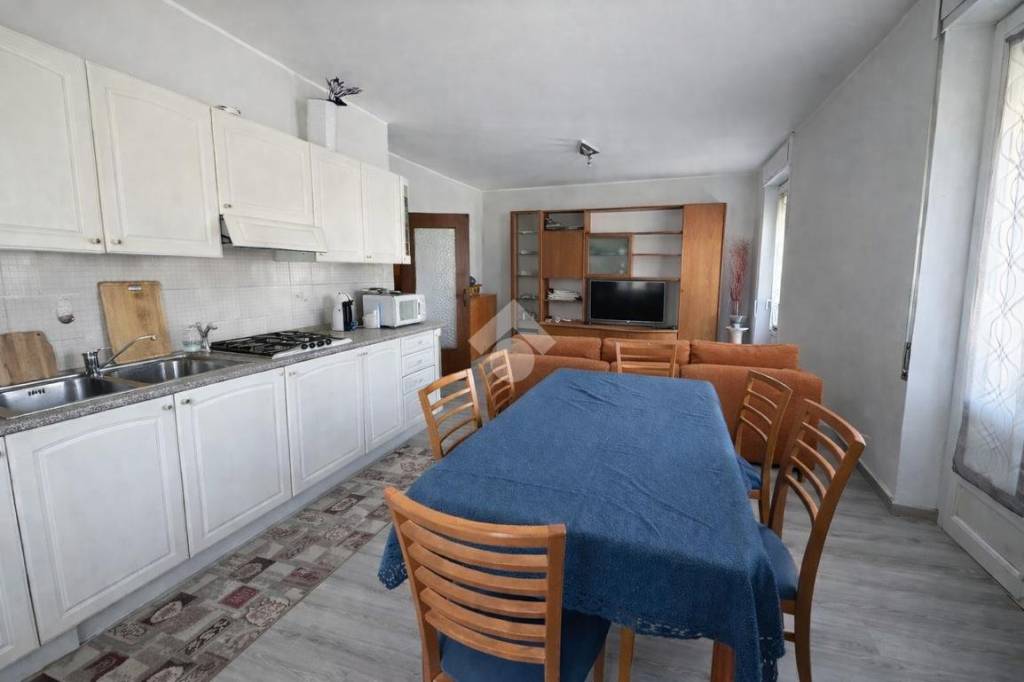 immagine annuncio 1 di 12