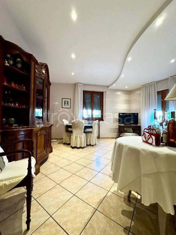 immagine annuncio 1 di 9