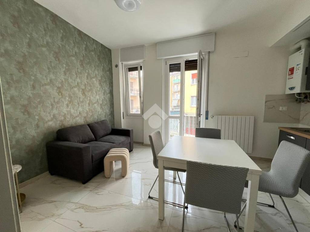 immagine annuncio 1 di 8