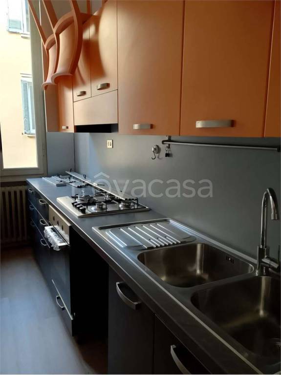 immagine annuncio 11 di 12