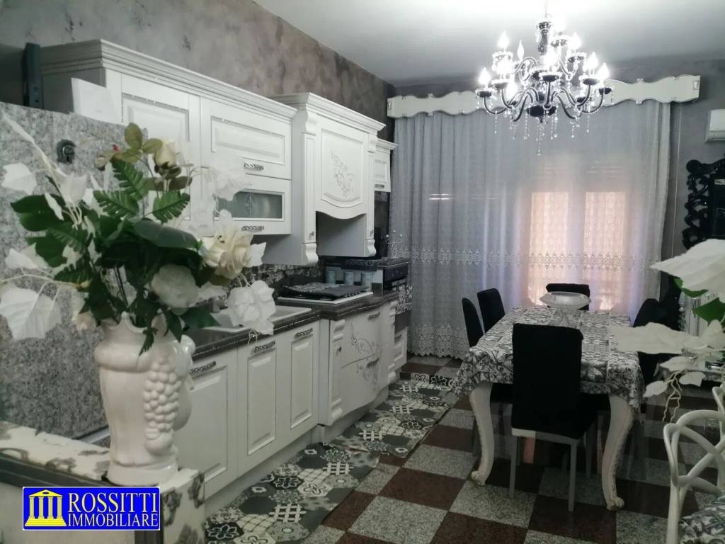 immagine annuncio 1 di 14