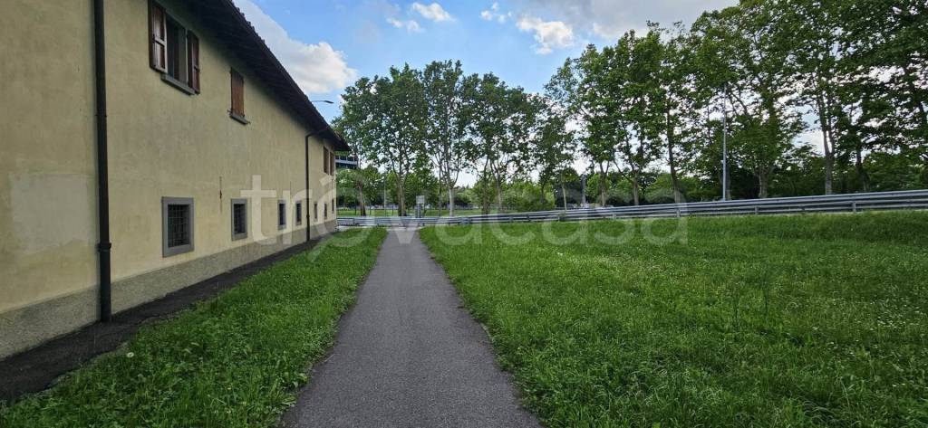 immagine annuncio 5 di 8