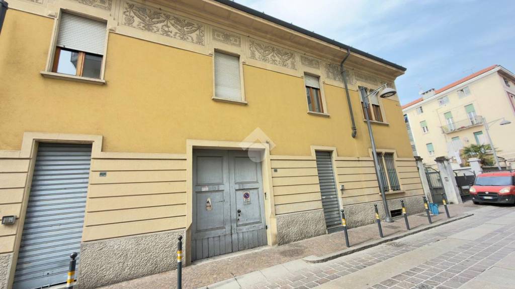 immagine annuncio 1 di 4