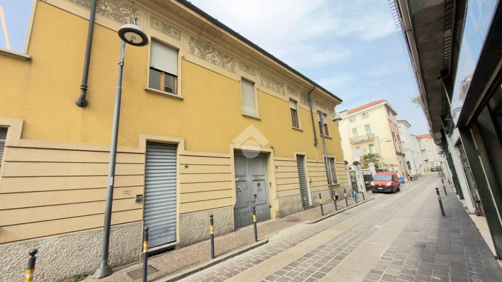 immagine annuncio 2 di 4