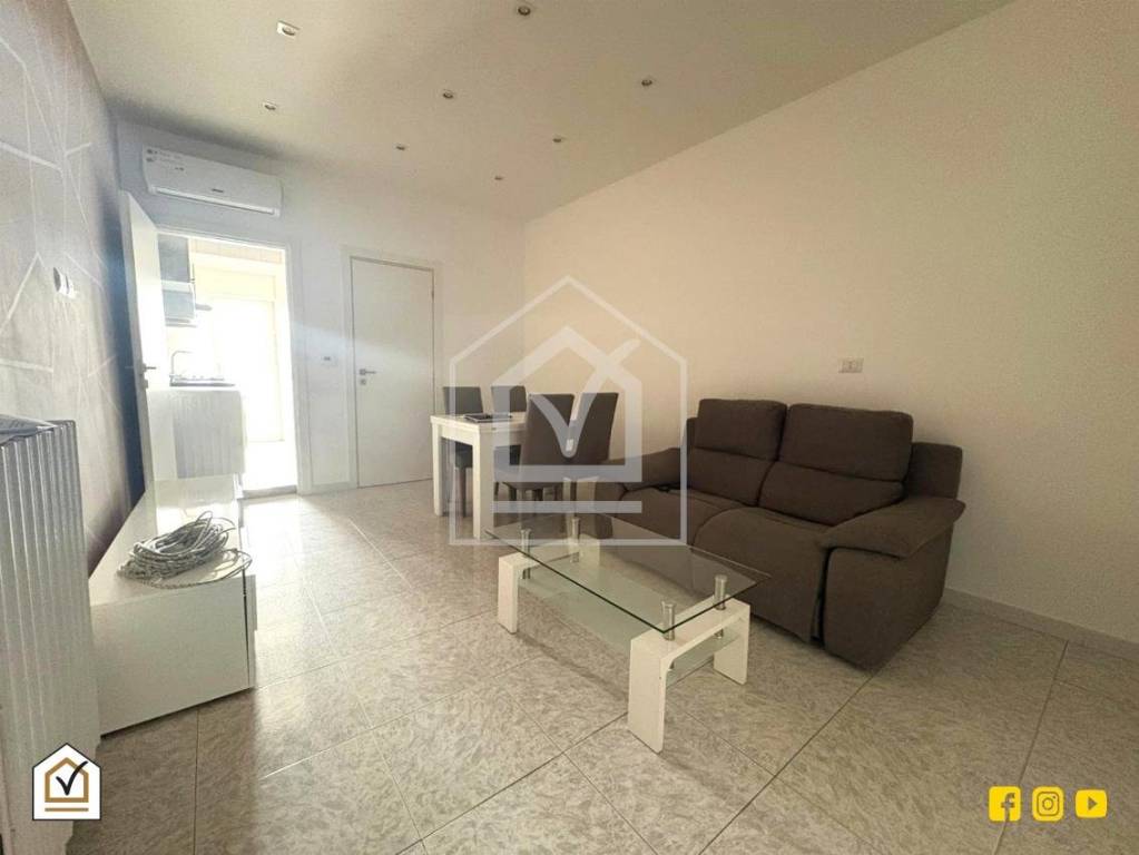 immagine annuncio 1 di 8