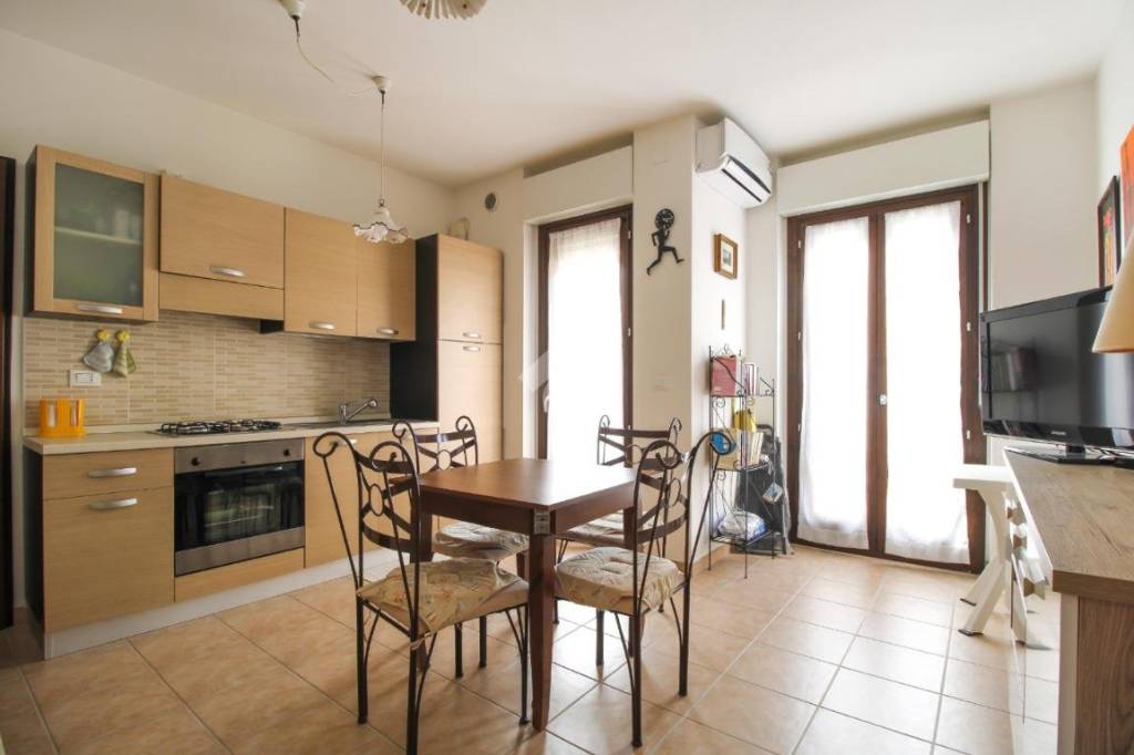 immagine annuncio 2 di 12