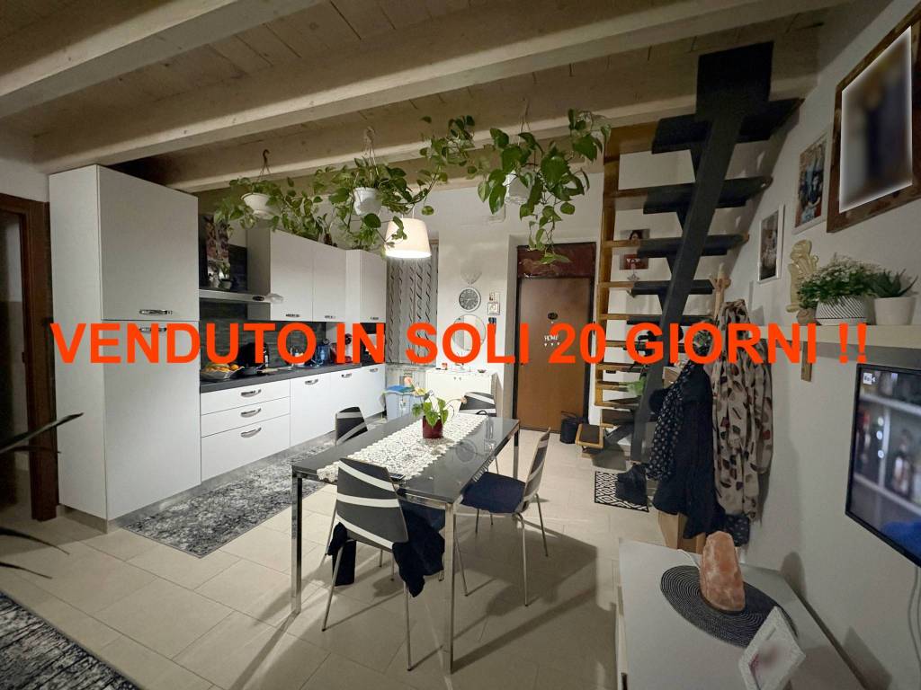 immagine annuncio 1 di 8